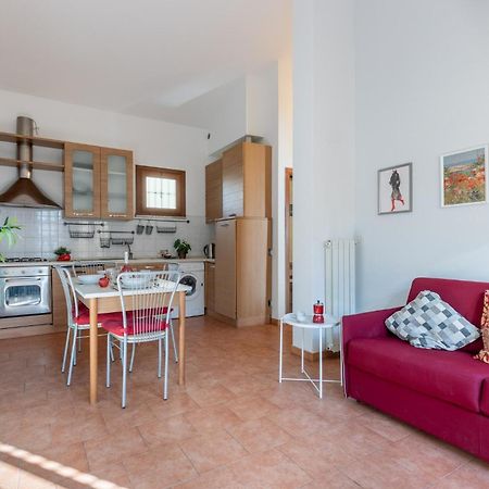 Four Shades Of Pisa Apartments Exterior foto