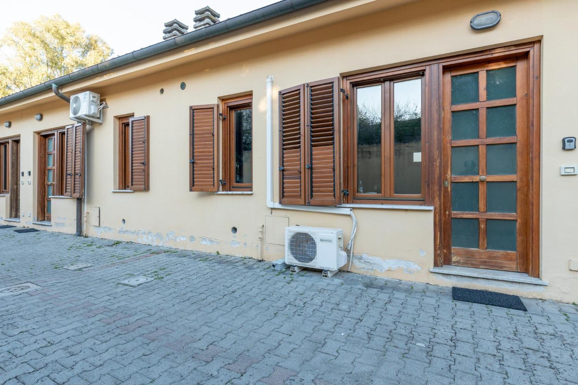 Four Shades Of Pisa Apartments Exterior foto